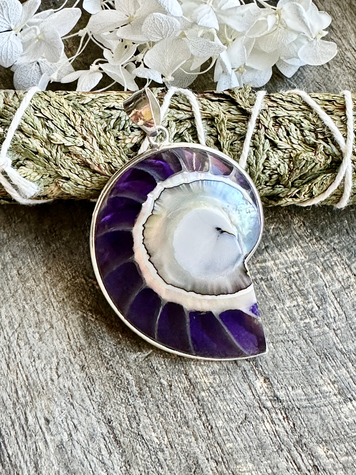 Nautilus Shaped Purple Resin Mother of Pearl 925 Silver Pendant - Crystal Healing Pendant