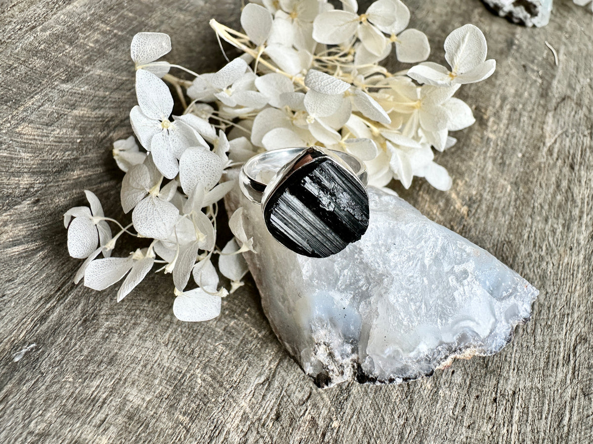 Protection and Style: Handmade 925 Silver Black Tourmaline Ring for Spiritual Empowerment