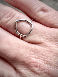 Geometric Pentagon 925 Silver Ring - Healing Meditation
