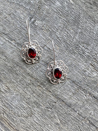 Gorgeous Garnet Classic 925 Silver Earrings - Crystal Healing Meditation