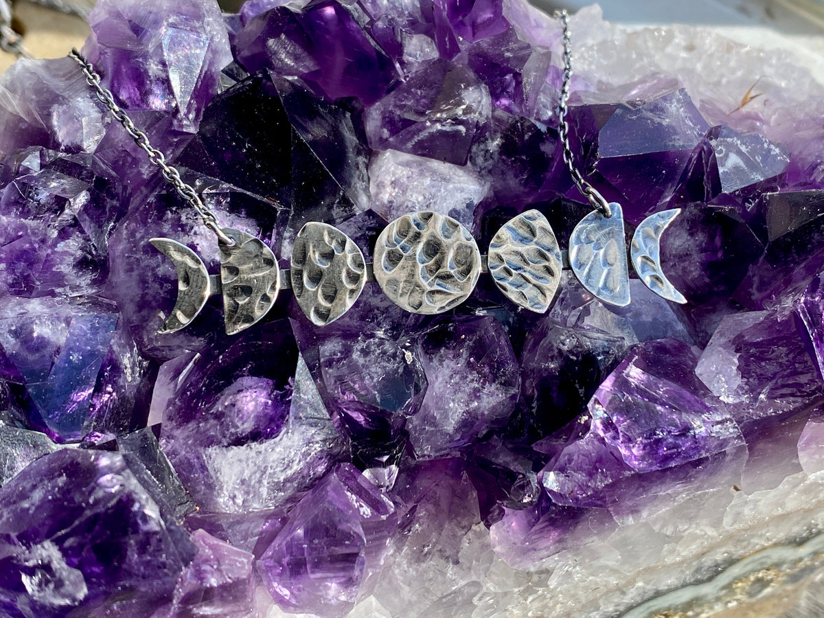 Horizontal Moon Phase 925 Silver Handmade Pendant - Crystal Healing Meditation