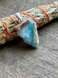 Larimar 925 Silver Handmade Pendant - Crystal Healing Meditation