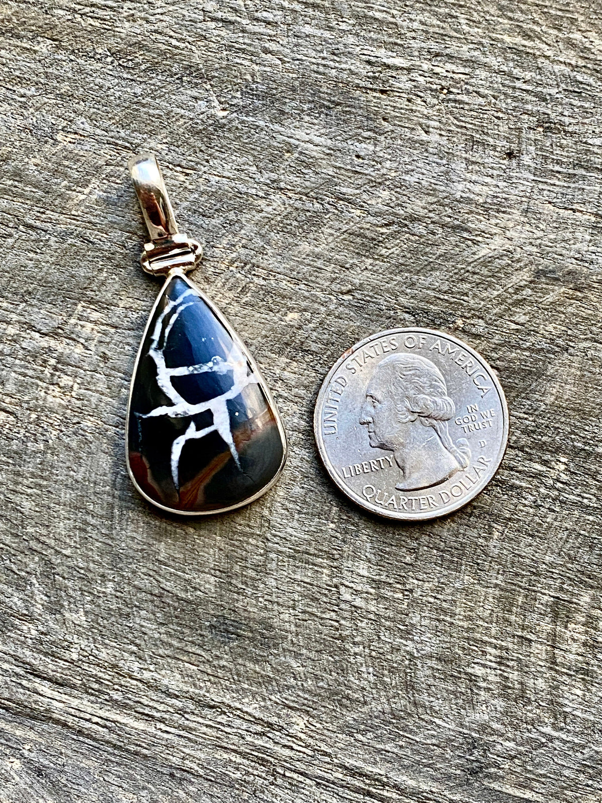 Septarian Lightning Stone 925 Silver Handmade Pendant - Crystal Healing Meditation