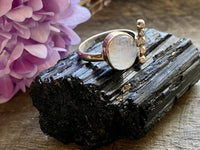 Moonstone and Sun 925 Silver Ring Size 7.5 - Crystal Healing Meditation
