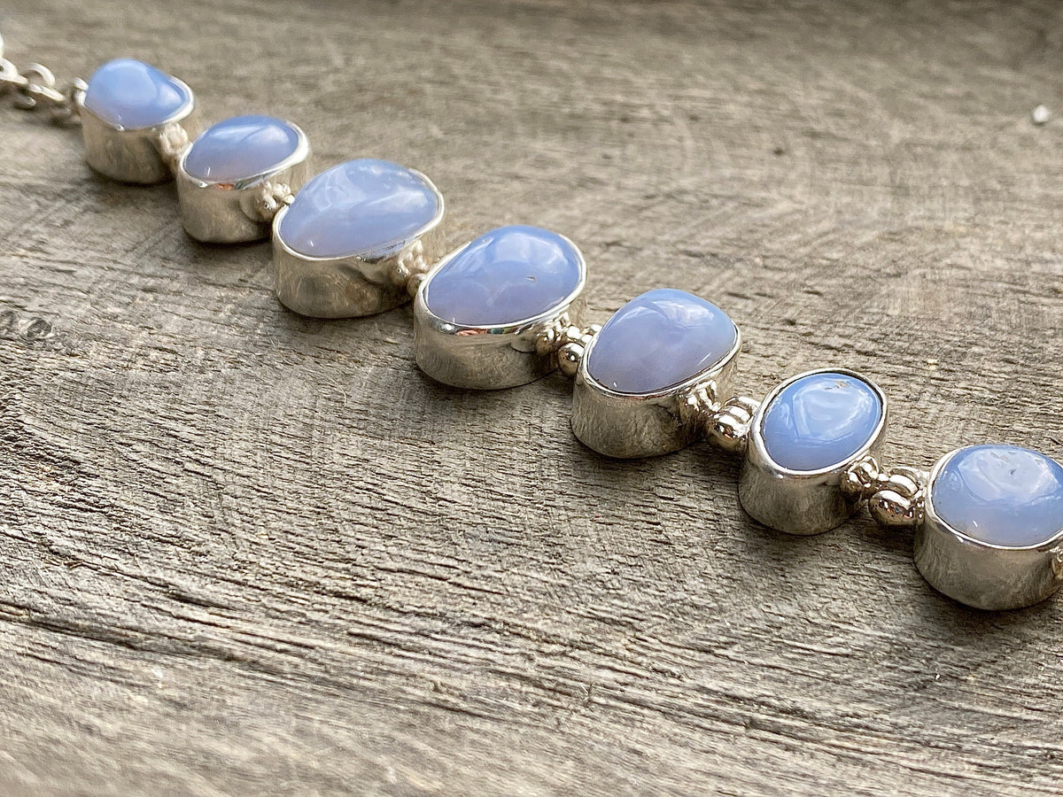 Beautiful Blue Lace Agate Oval Hinged 925 Silver Bracelet - Crystal Healing Meditation