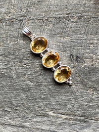 Trilogy Citrine Solid Silver Handmade - Crystal Healing Meditation