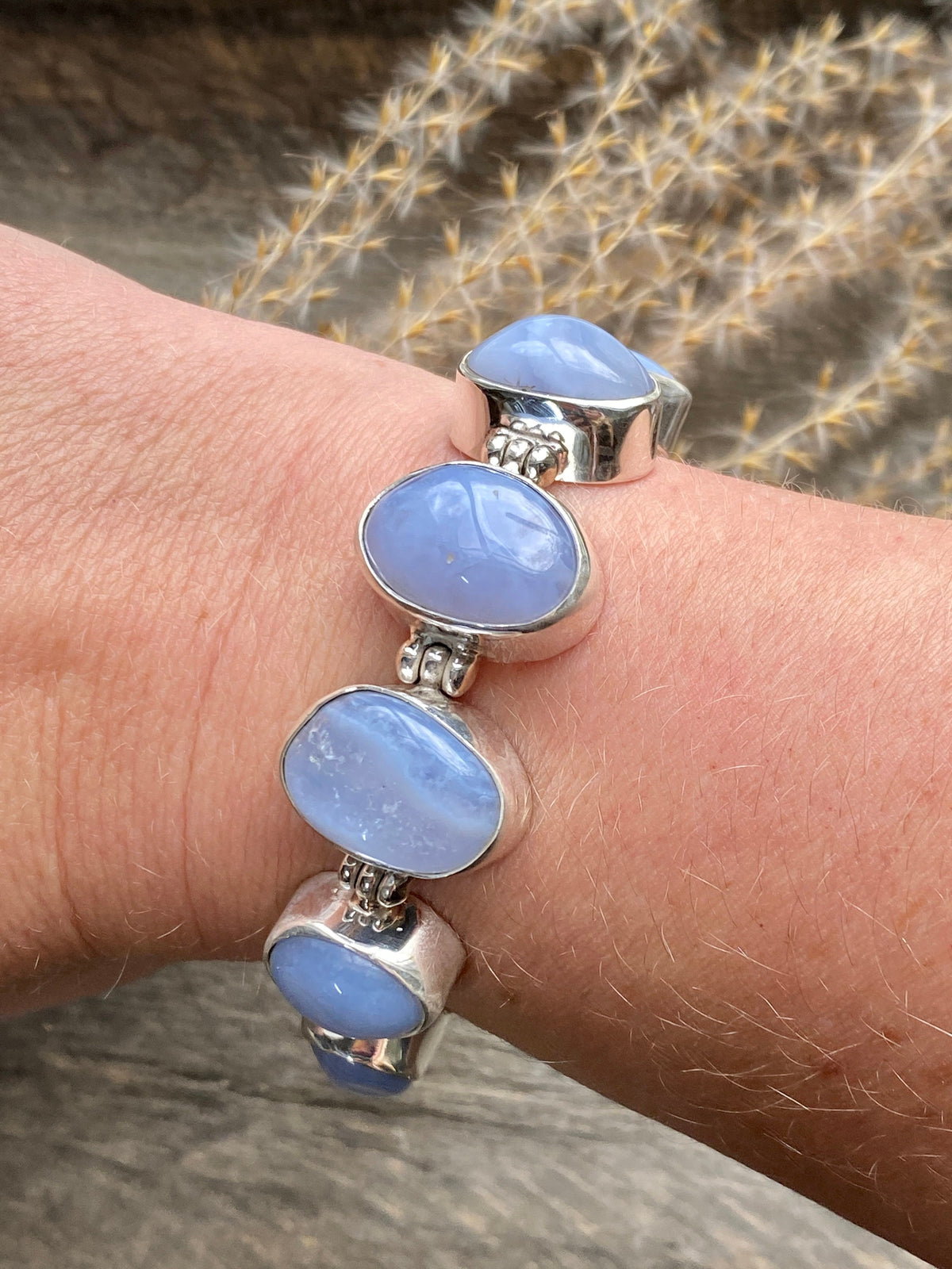 Beautiful Blue Lace Agate Oval Hinged 925 Silver Bracelet - Crystal Healing Meditation