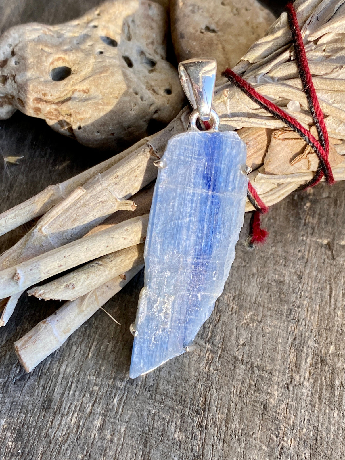 Rough Blue Kyanite 925 Silver Handmade Pendant Jewelry - Crystal Healing, Meditation