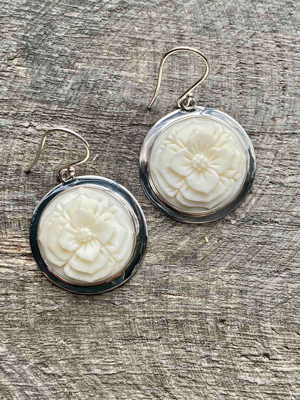 Carved Flower 925 Silver Handmade Earrings - Crystal Healing Meditation