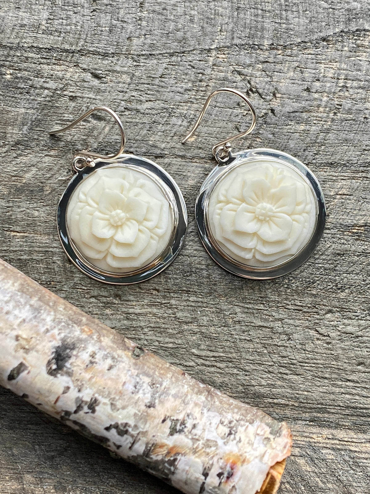 Carved Flower 925 Silver Handmade Earrings - Crystal Healing Meditation