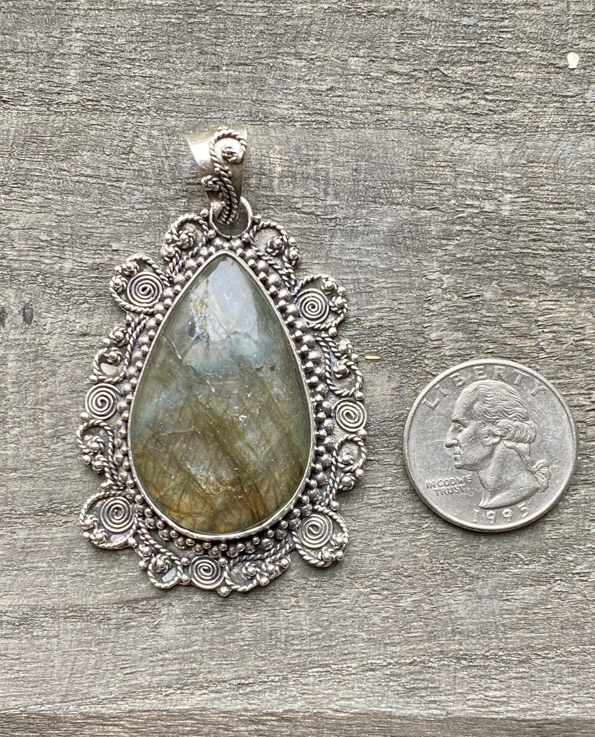 Labradorite 925 Sterling Silver Pendant Handmade Sterling Silver Jewelry - Crystal Healing, Meditation
