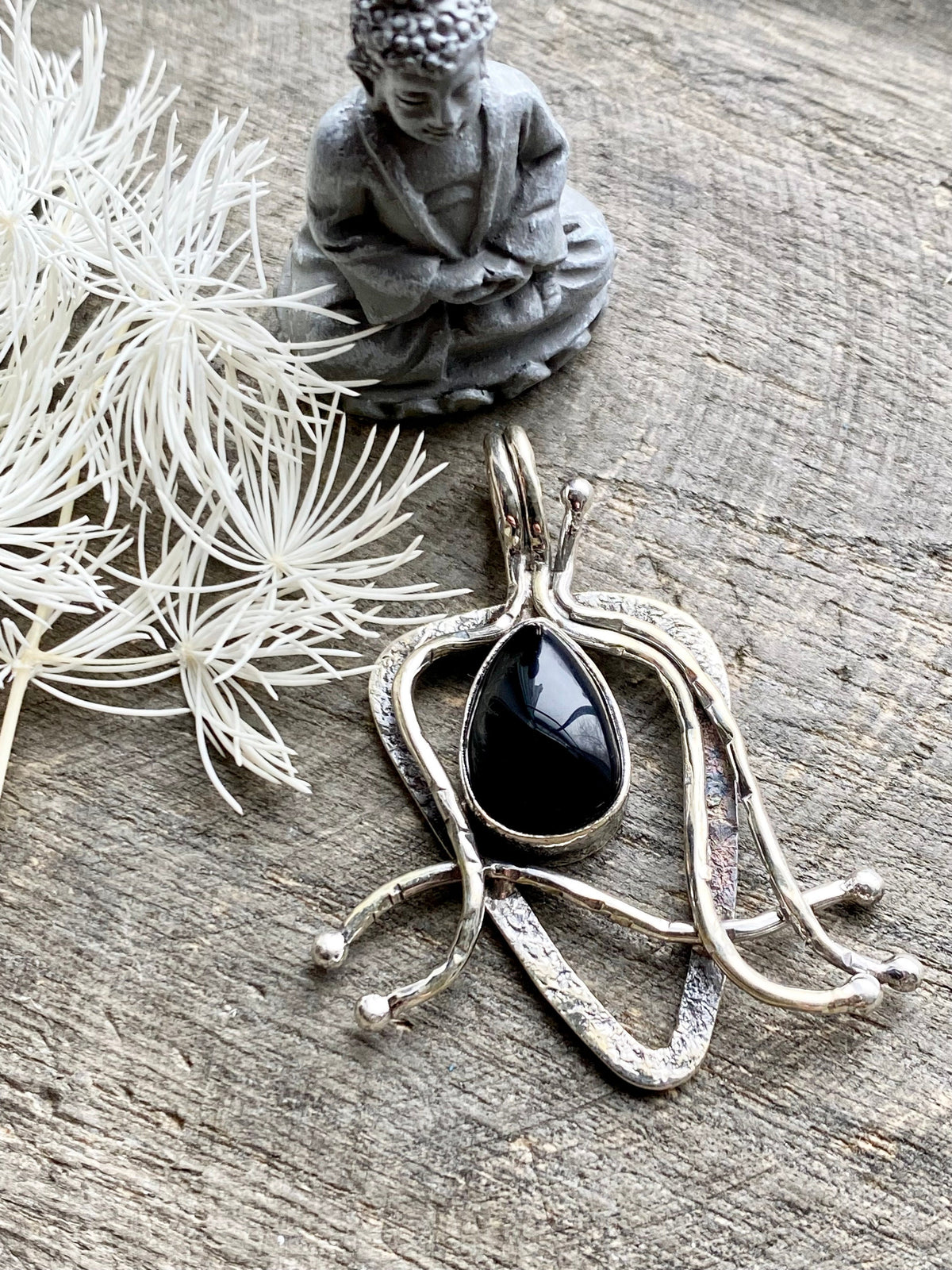 Black Onyx 925 Silver Handmade Pendant - Crystal Healing Meditation