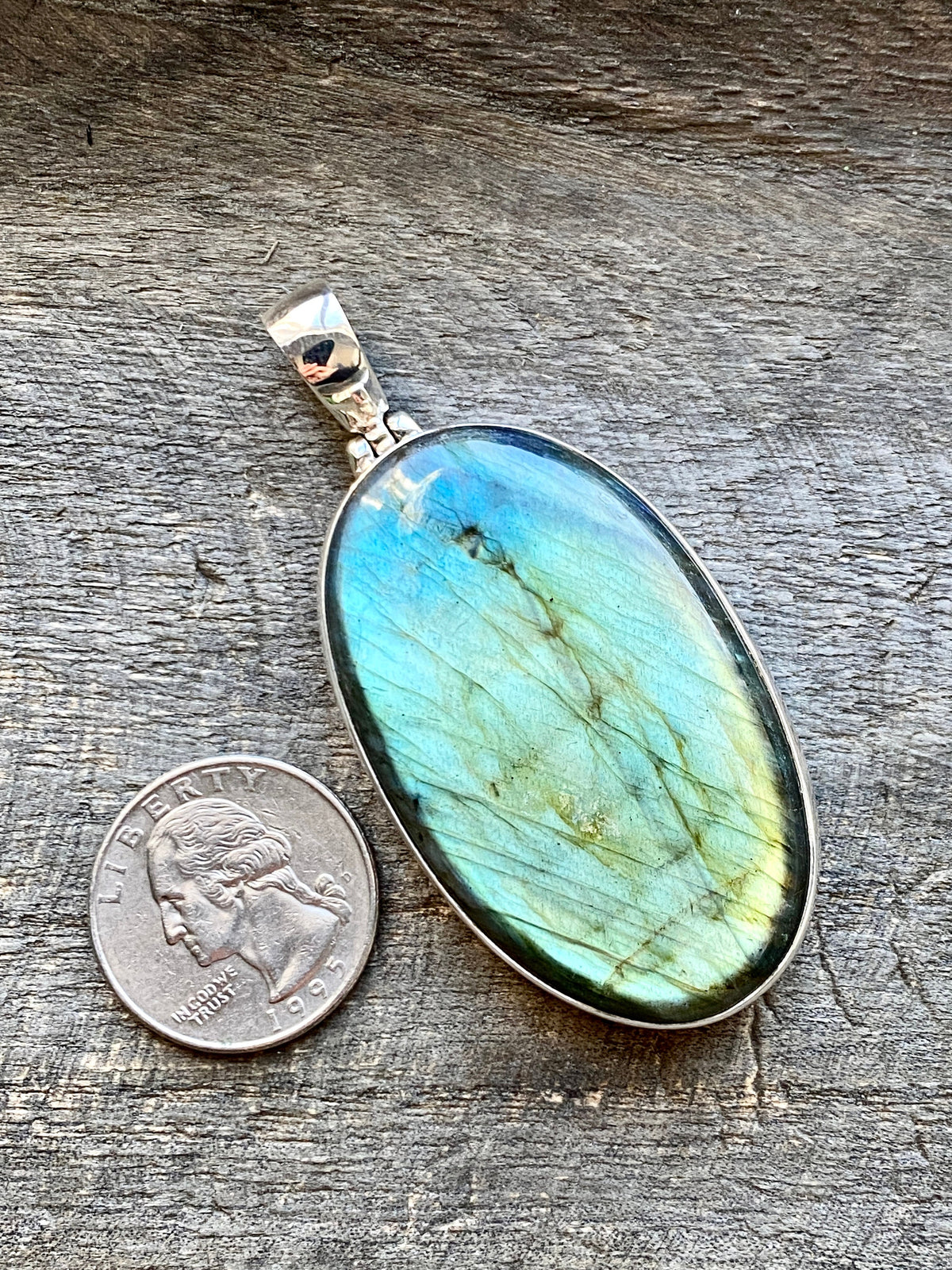 Beautiful Flashy Labradorite Solid 925 Silver Handmade Pendant - Crystal Healing Meditation