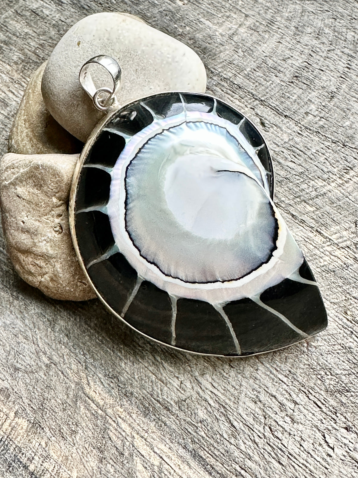 Nautilus Shaped Mother of Pearl with Black resin 925 Silver Pendant - Crystal Healing Pendant