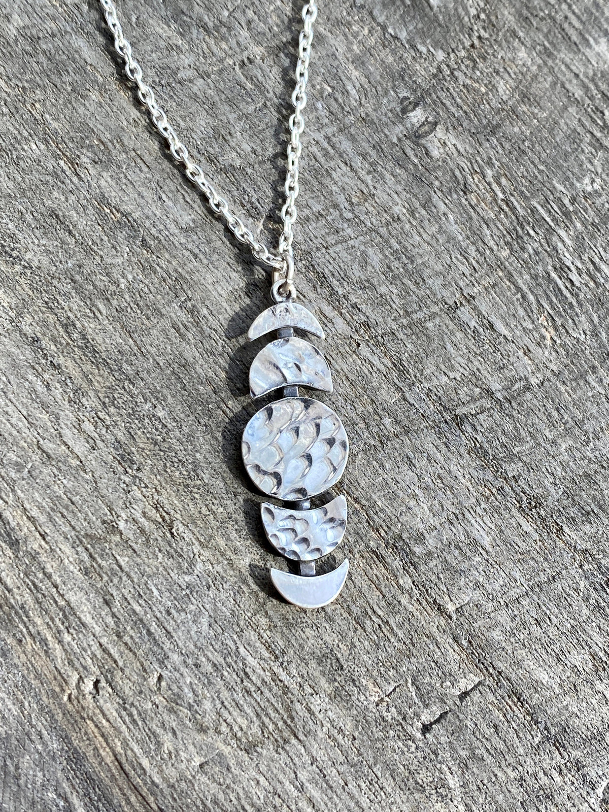 Moon Phase Vertical 925 Silver Pendant and Chain - Crystal Healing Meditation